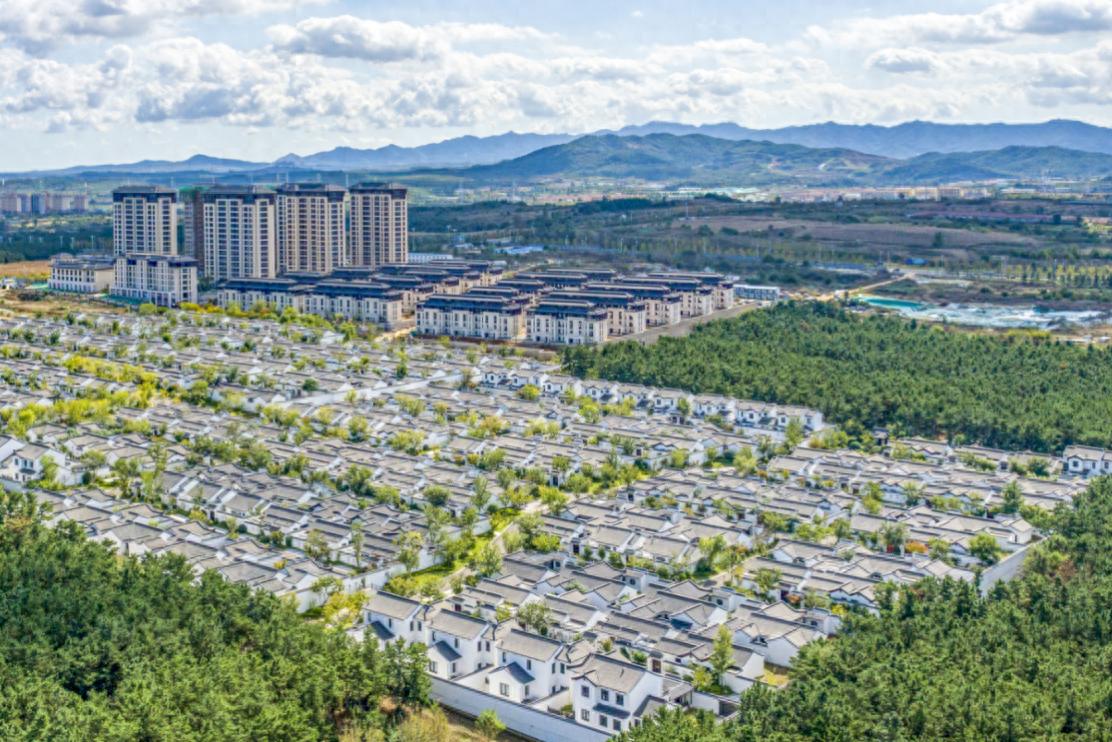 城投聽海林居社群?jiǎn)⒛唬_啟業(yè)主多彩生活新篇！